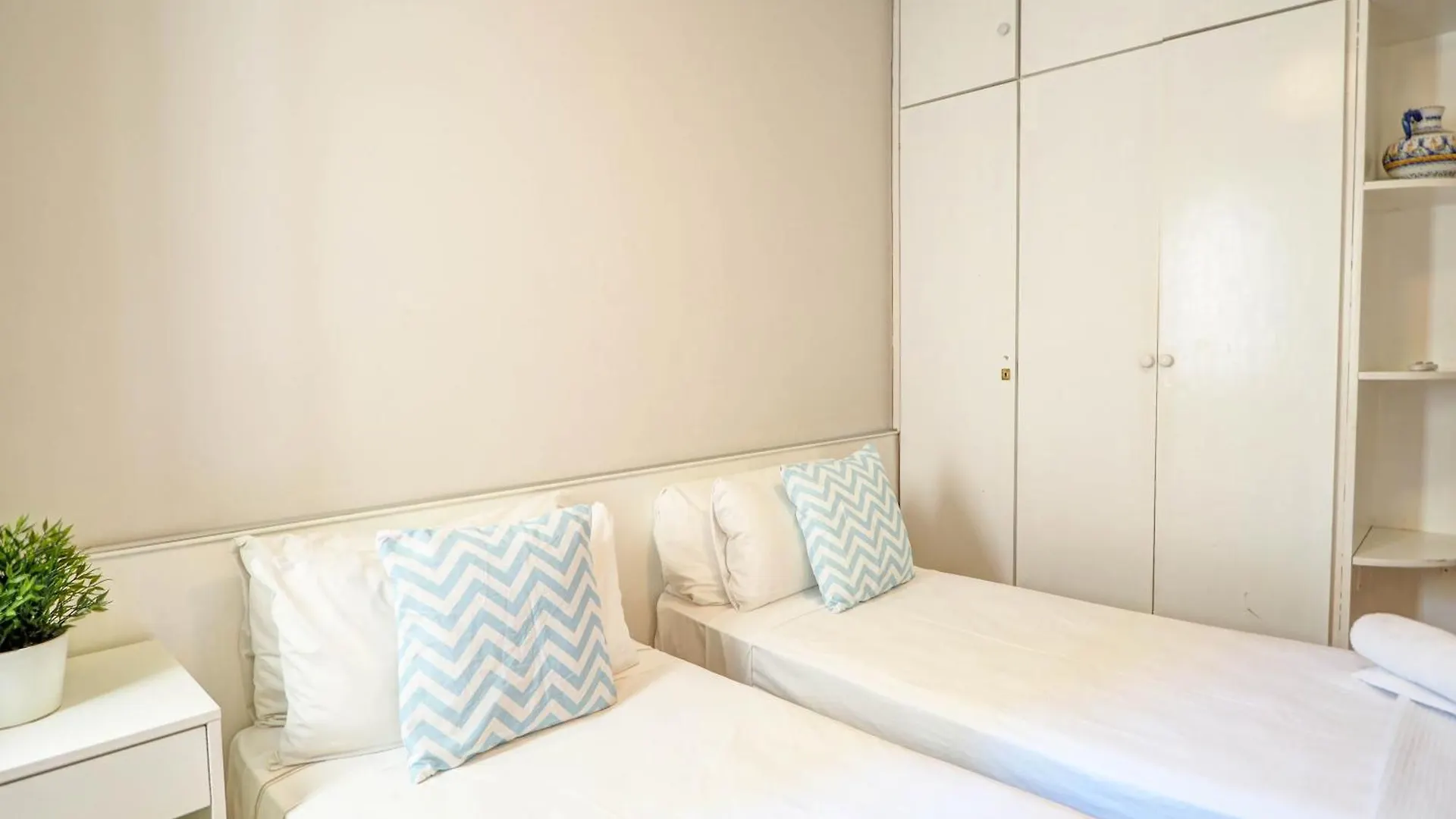 Golden Sands By Hello Homes Sitges 0*,  Spain